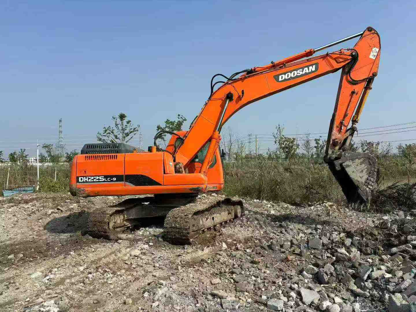 Used Doosan DX15 Excavator 2011 Model / 4