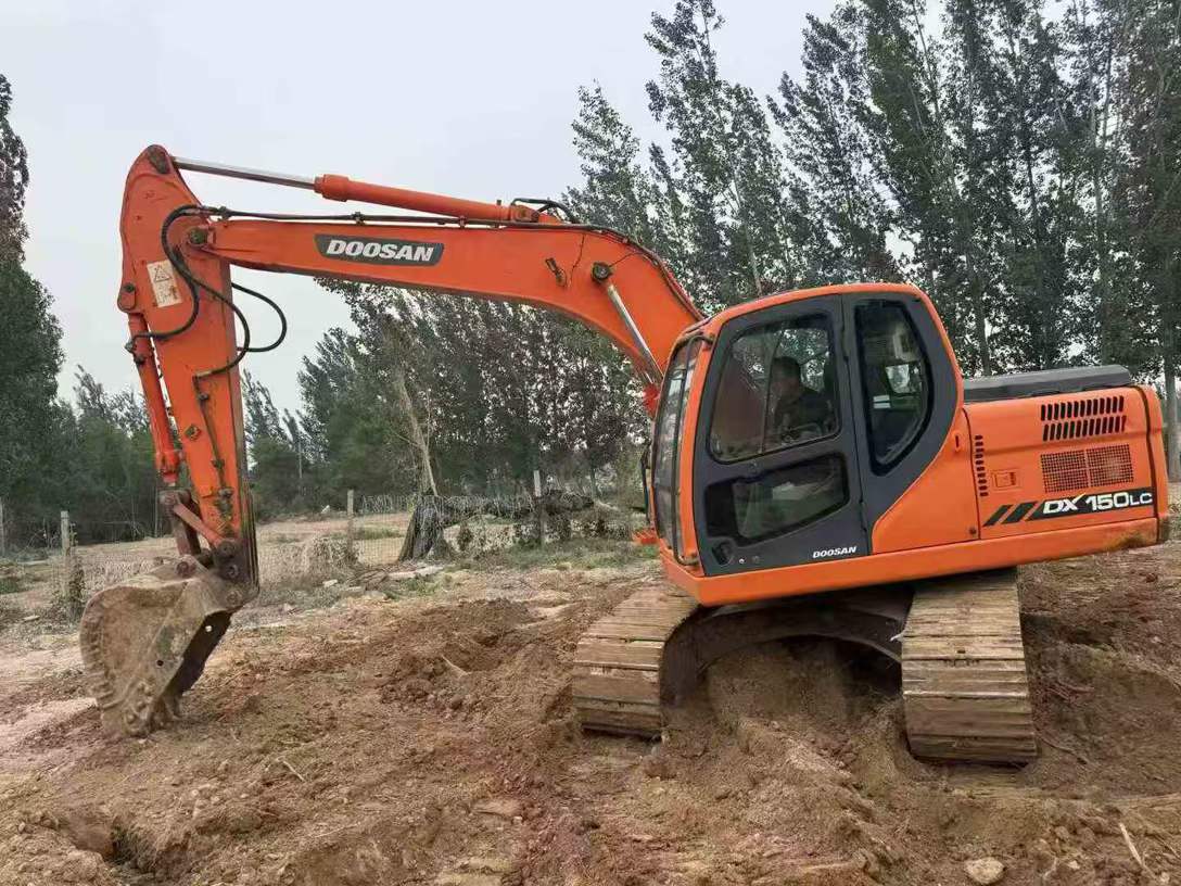 Used Doosan DX15 Excavator 2016 Model