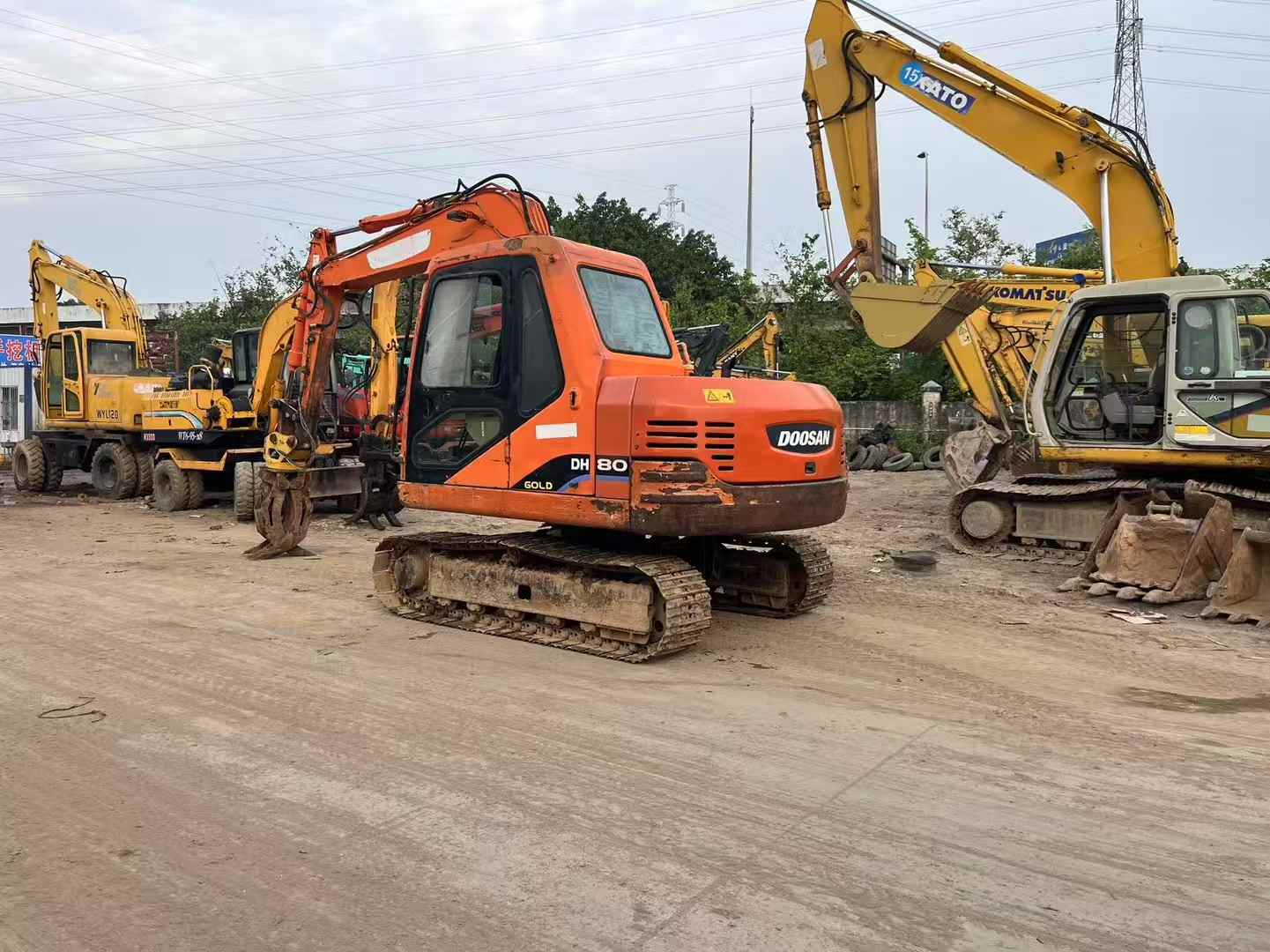 Used Doosan DX80 Excavator 2016 Model / 3
