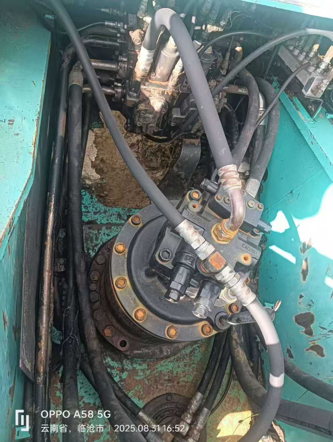 Used Kobelco SK350LC SuperX Excavator 2011 Model / 3