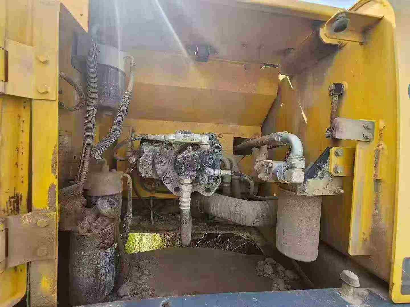 Used Kobelco SK210 Excavator 2016 Model / 6