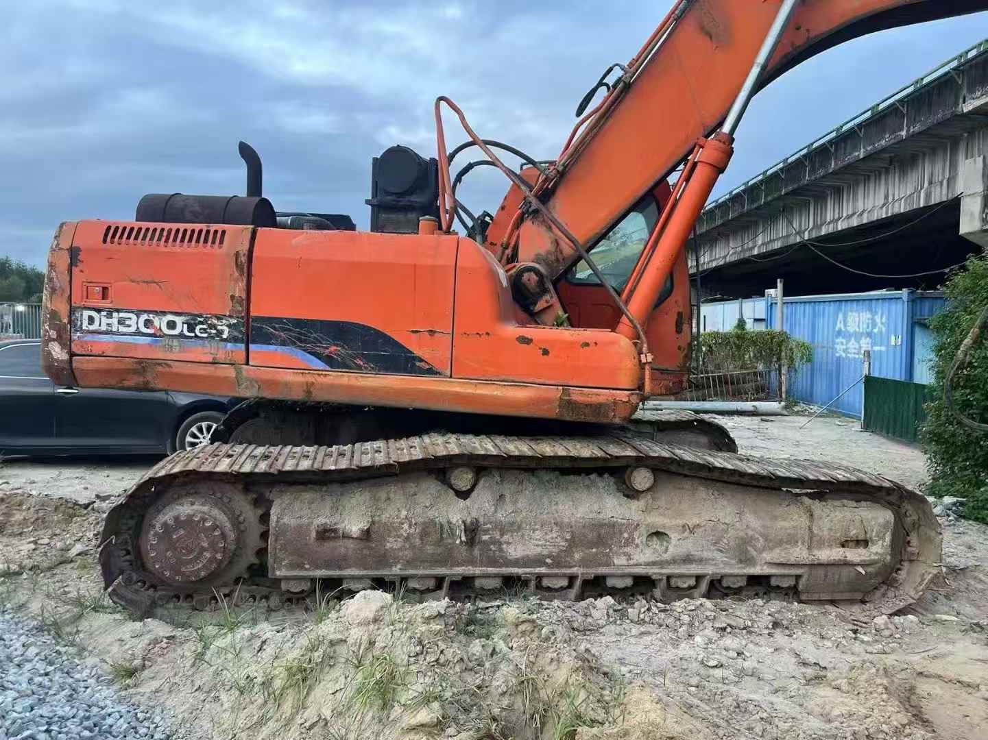 Used Doosan DL300 Excavator 2016 Model / 3