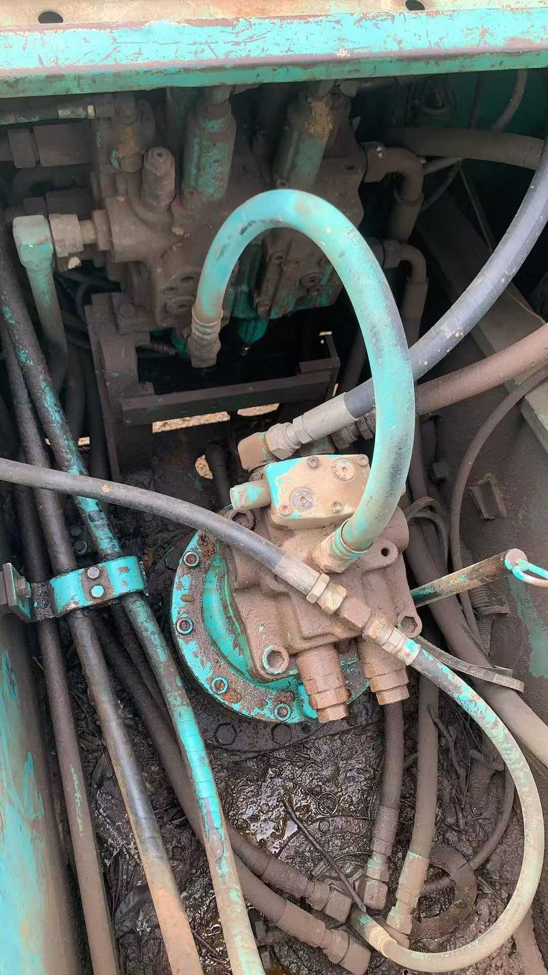 Used Kobelco SK210-6E Excavator 2016 Model / 3