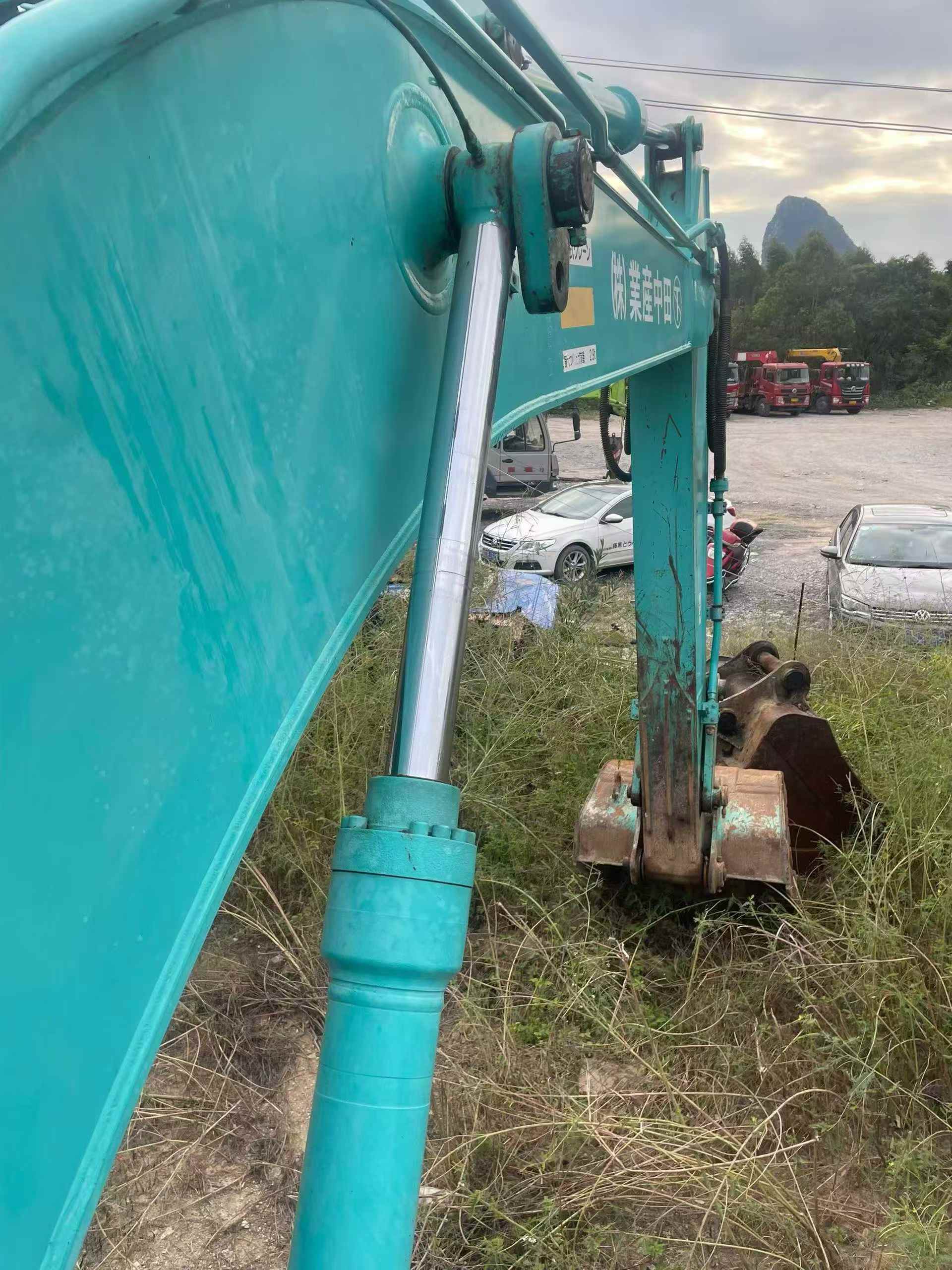 Used Kobelco SK210 Excavator 2019 Model / 8