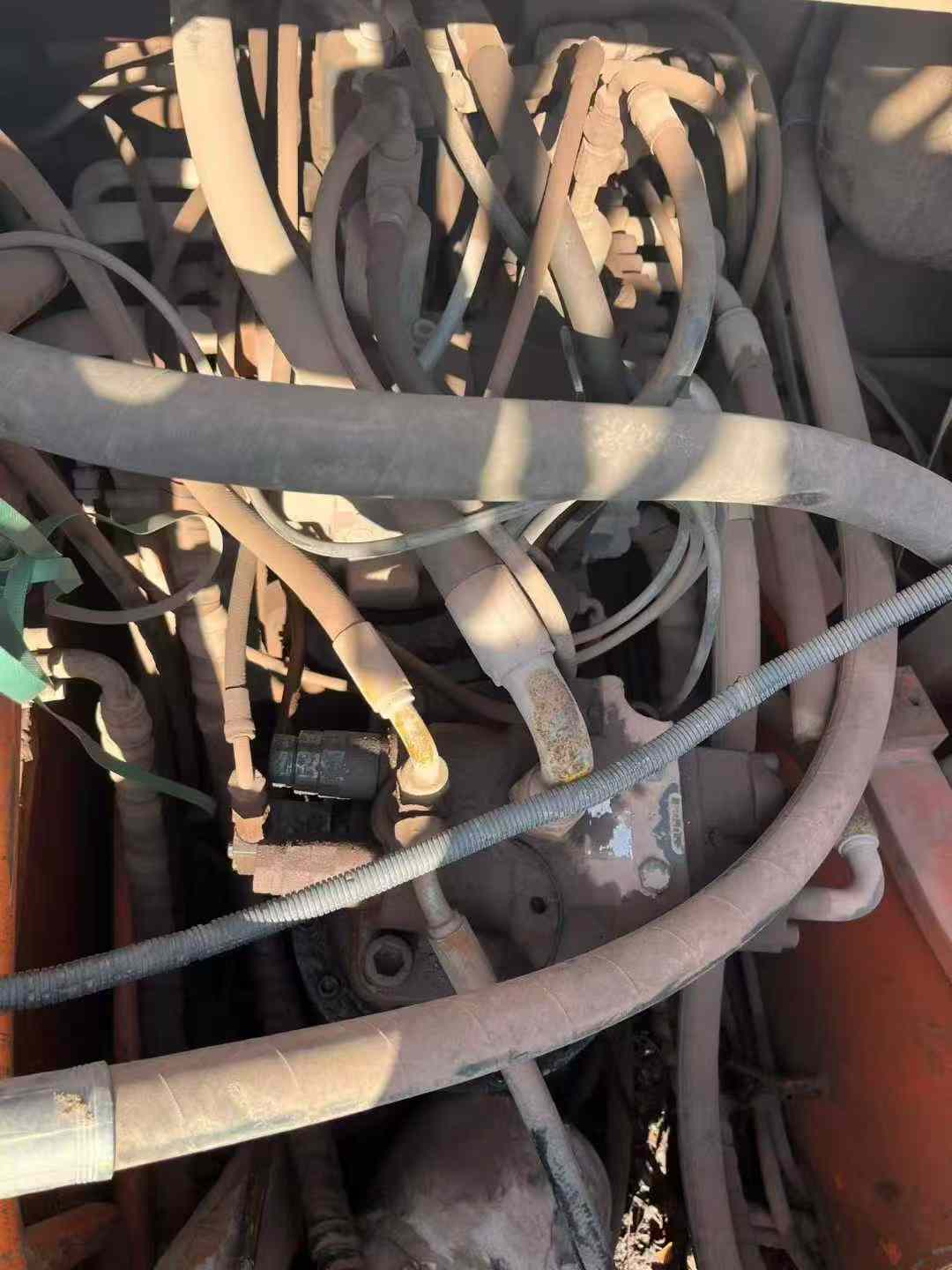 Used Doosan DH220 Excavator 2014 Model / 4