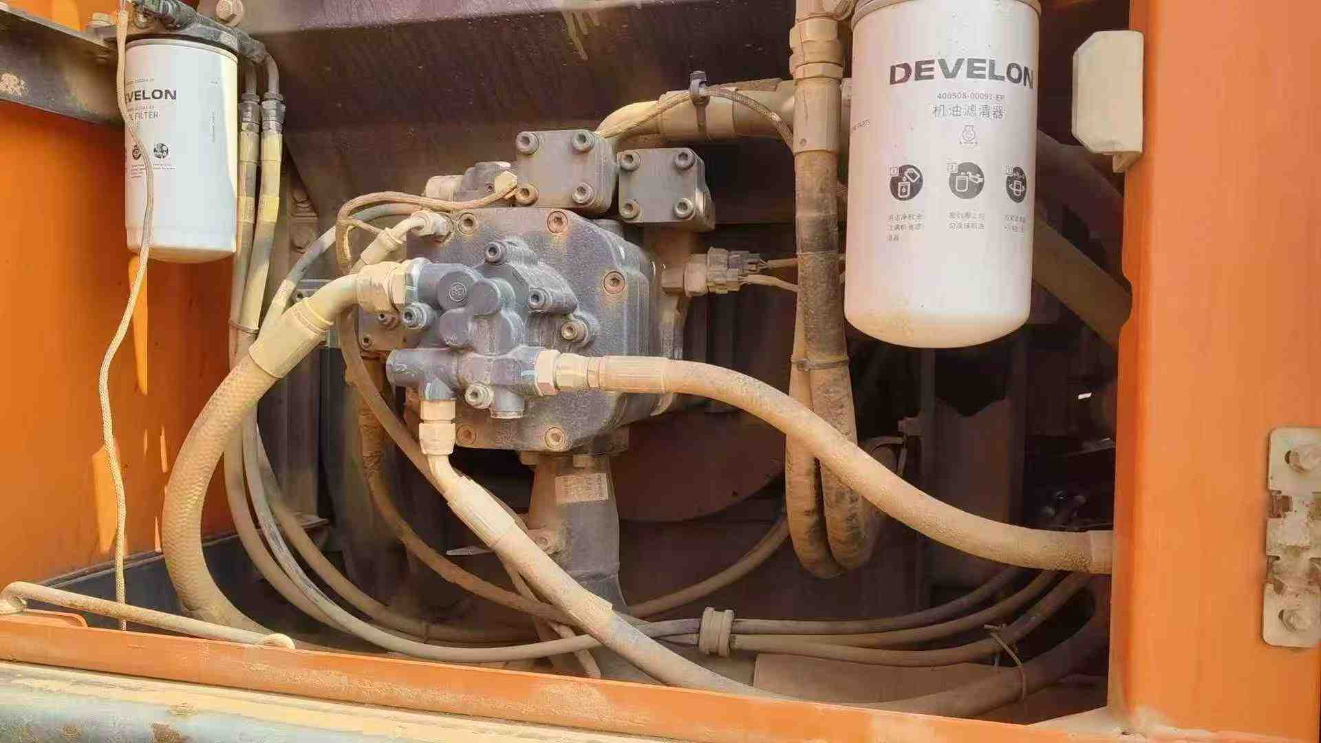 Used Doosan DX15 Excavator 2018 Model / 9