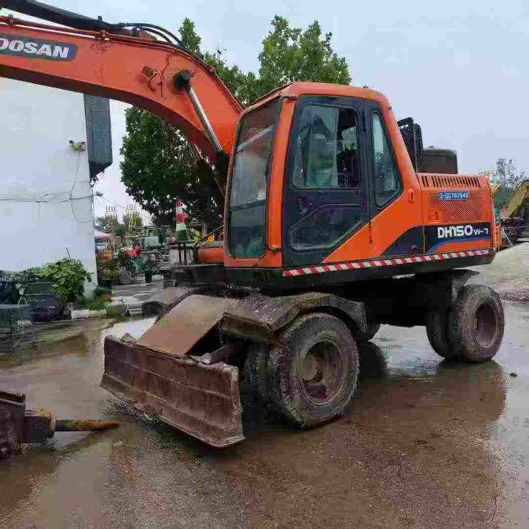 Used Doosan DX15 Excavator 2016 Model