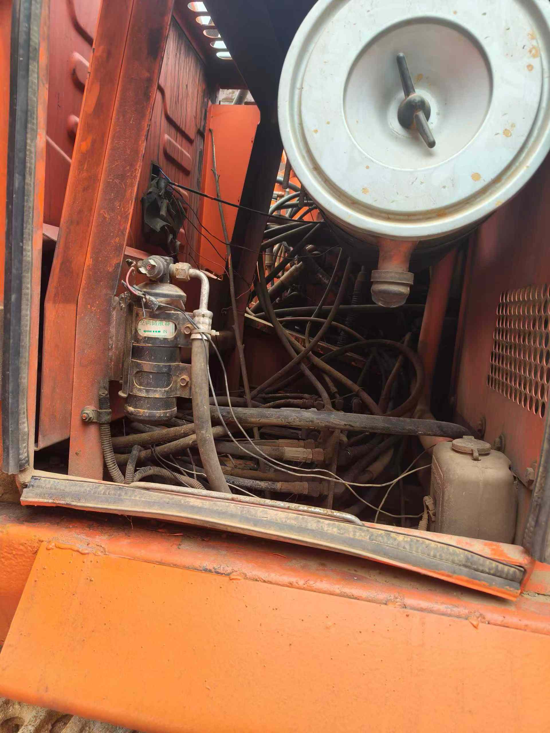 Used Doosan DH220-7 Excavator 2016 Model / 2