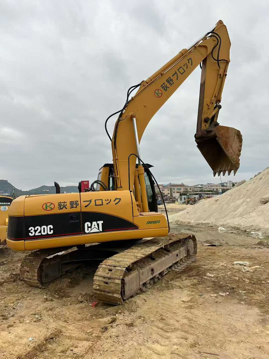 Used Caterpillar CT20 Excavator 2016 Model