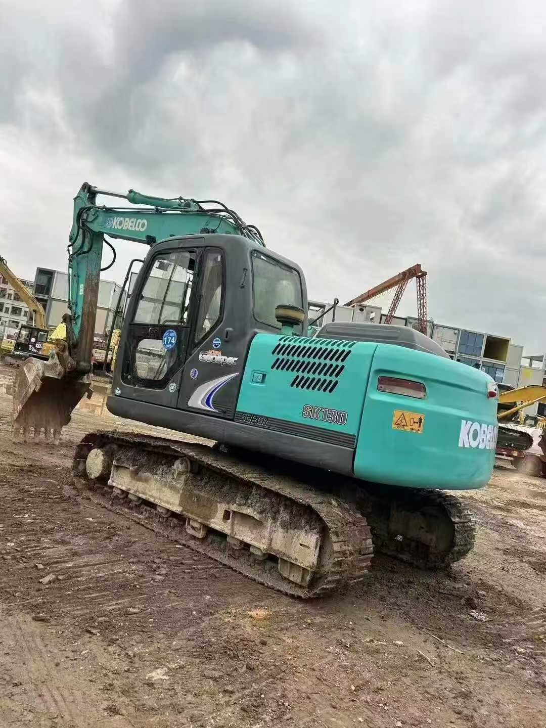 Used Kobelco SK130-8 Excavator 2016 Model / 9