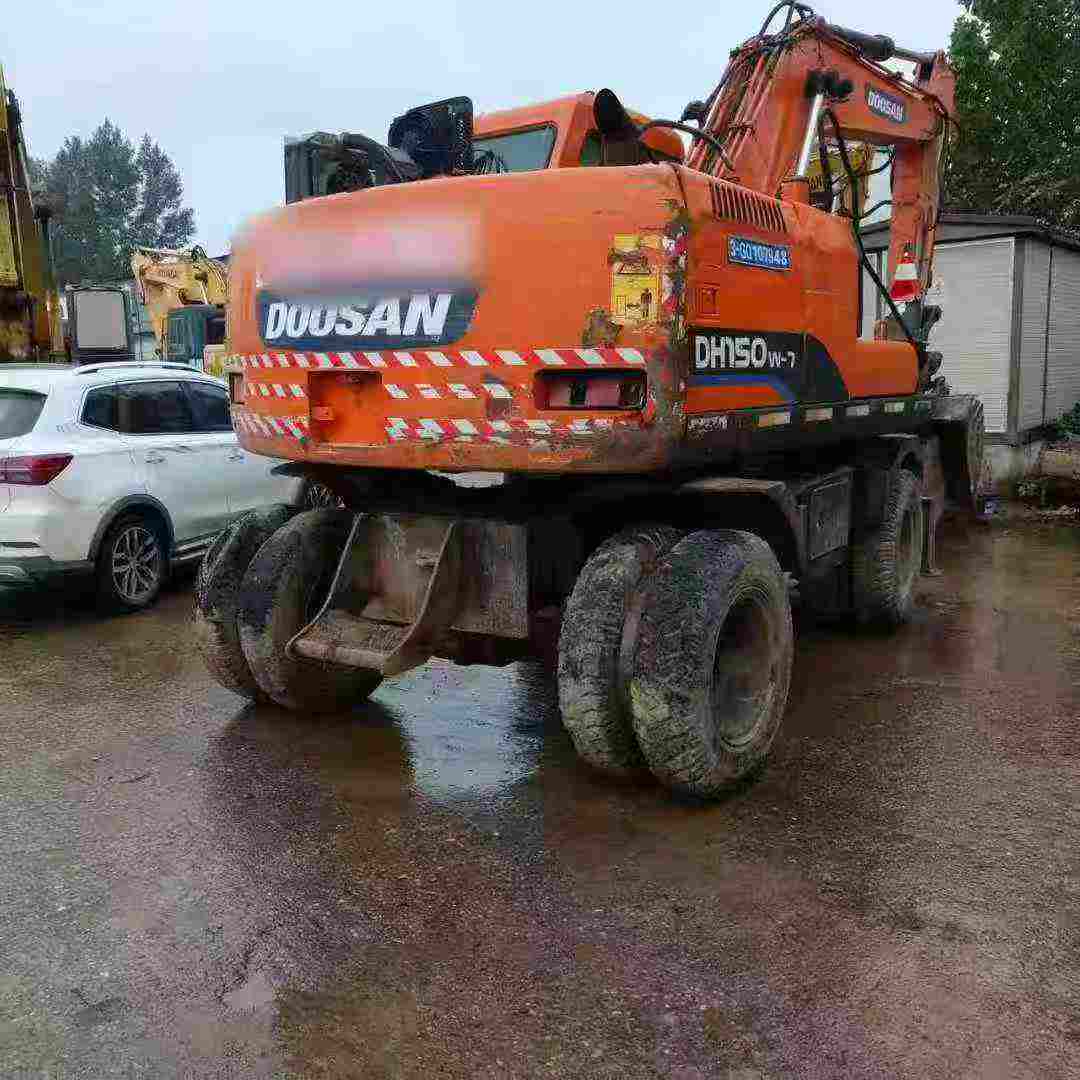 Used Doosan DX15 Excavator 2016 Model / 2