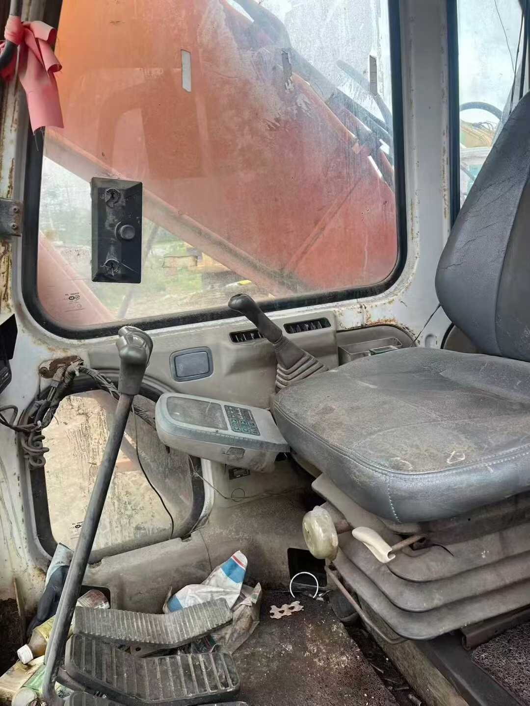 Used Doosan DH220-7 Excavator 2016 Model / 4