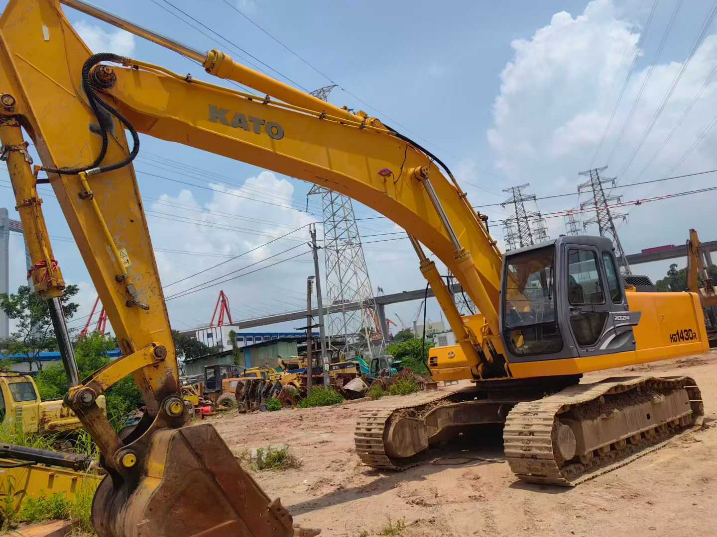 Used Kato HD1430 Excavator 2016 Model