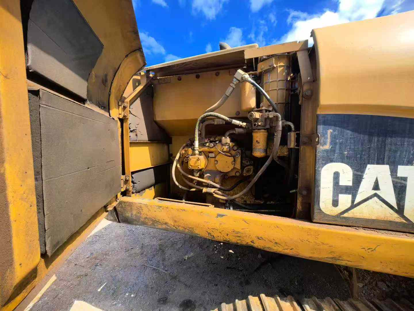 Used Caterpillar 320C Excavator 2016 Model