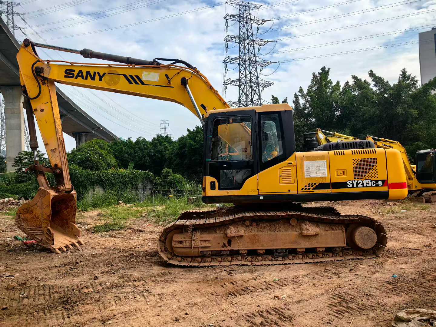Used Sany SY215W Excavator 2016 Model