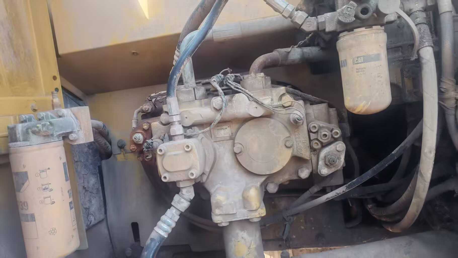 Used Caterpillar 323DL Excavator 2011 Model