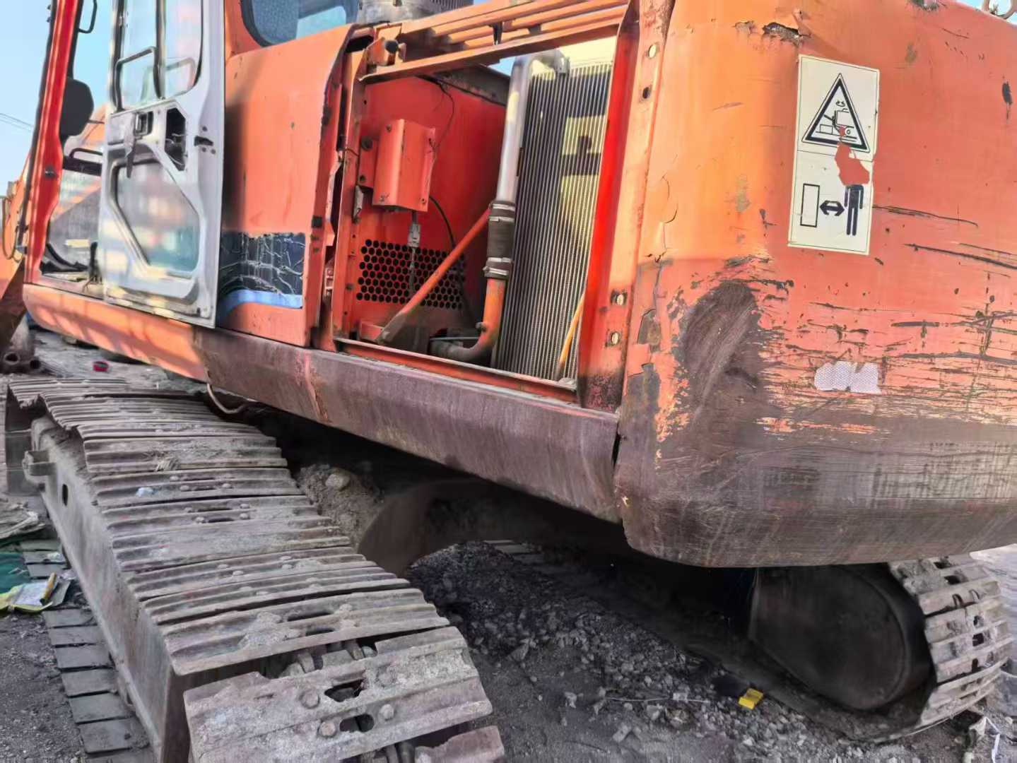 Used Doosan DH220-7 Excavator 2016 Model