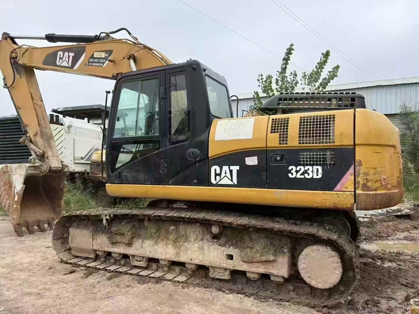 Used Caterpillar 323DL Excavator 2012 Model