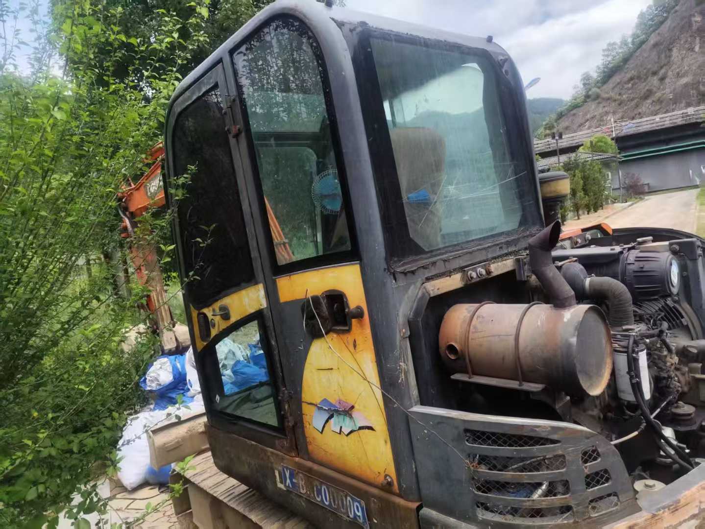 Used Doosan DX60 Excavator 2016 Model / 4