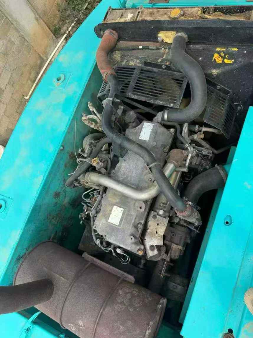 Used Kobelco SK200 Excavator 2016 Model / 6