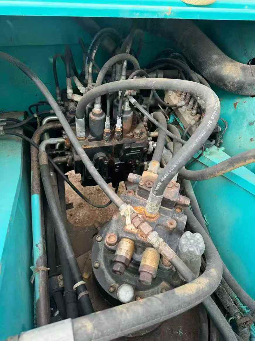 Used Kobelco SK200 Excavator 2016 Model / 7