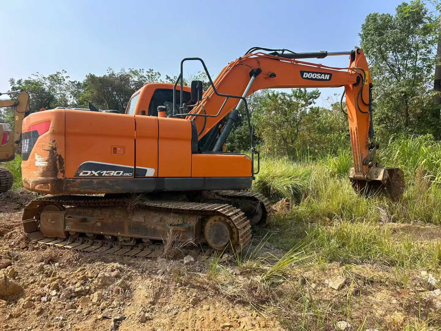 Used Doosan DH130LC-V Excavator 2021 Model / 3