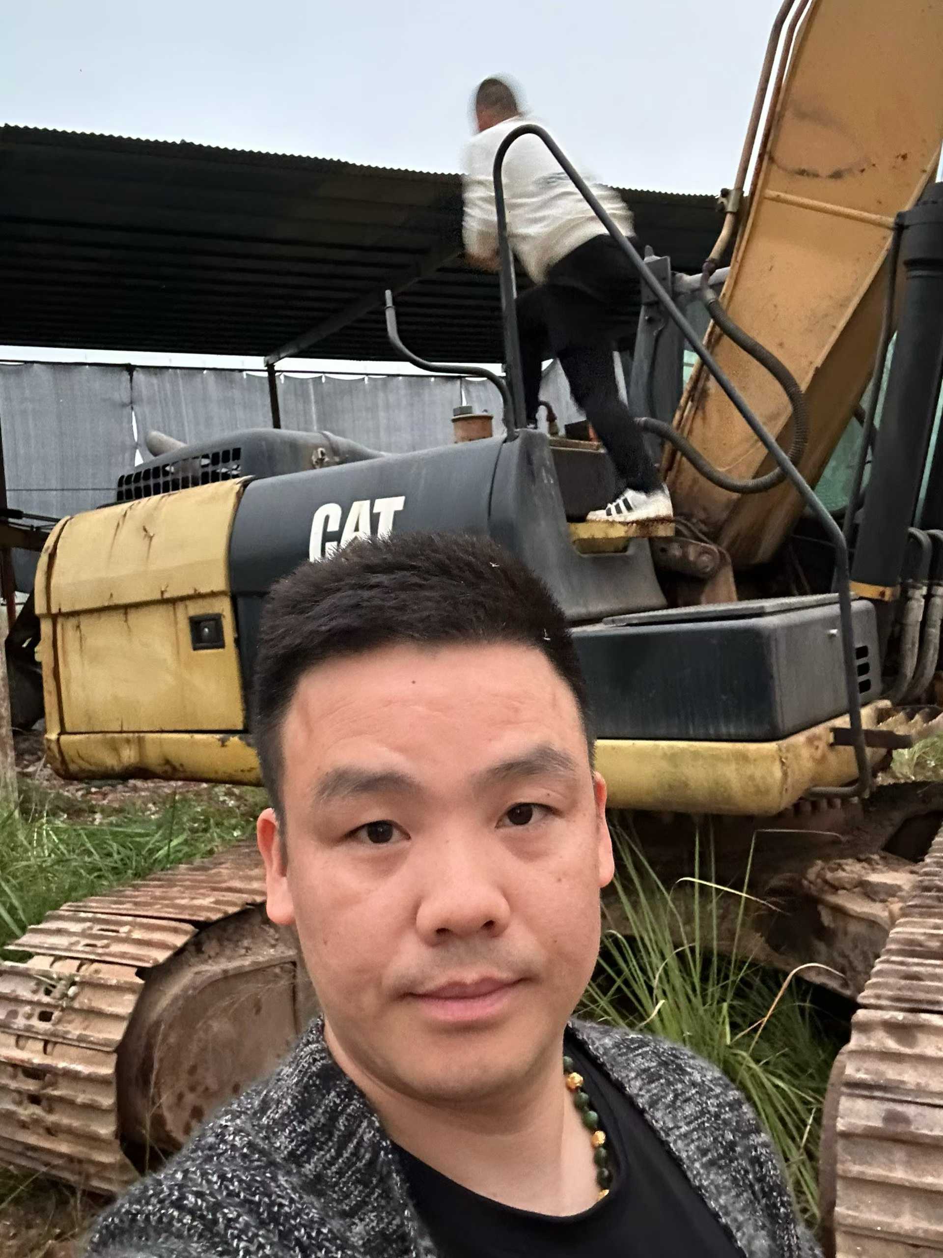 Used Caterpillar 323D2L Excavator 2016 Model