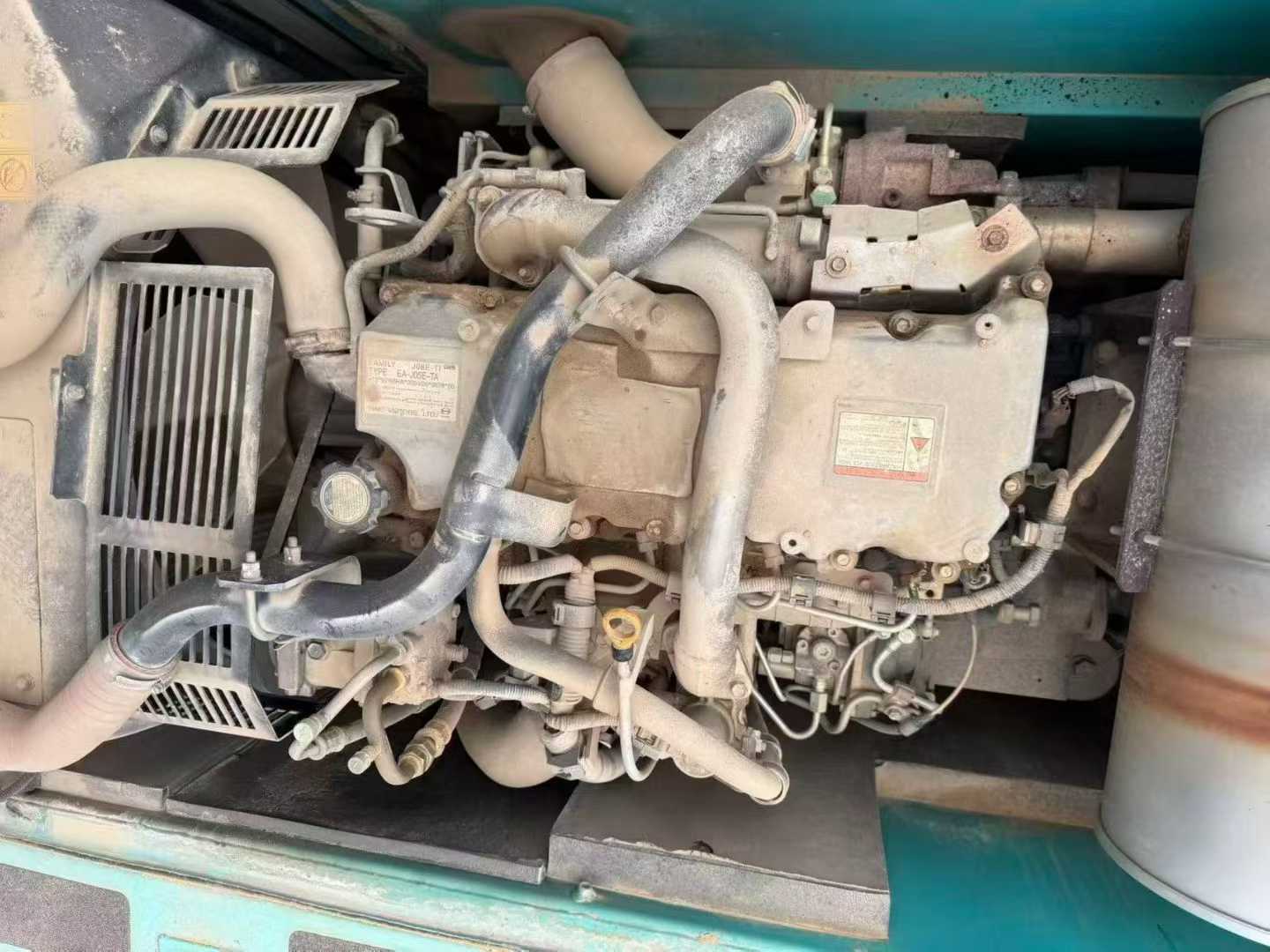 Used Kobelco SK200 Excavator 2016 Model / 8