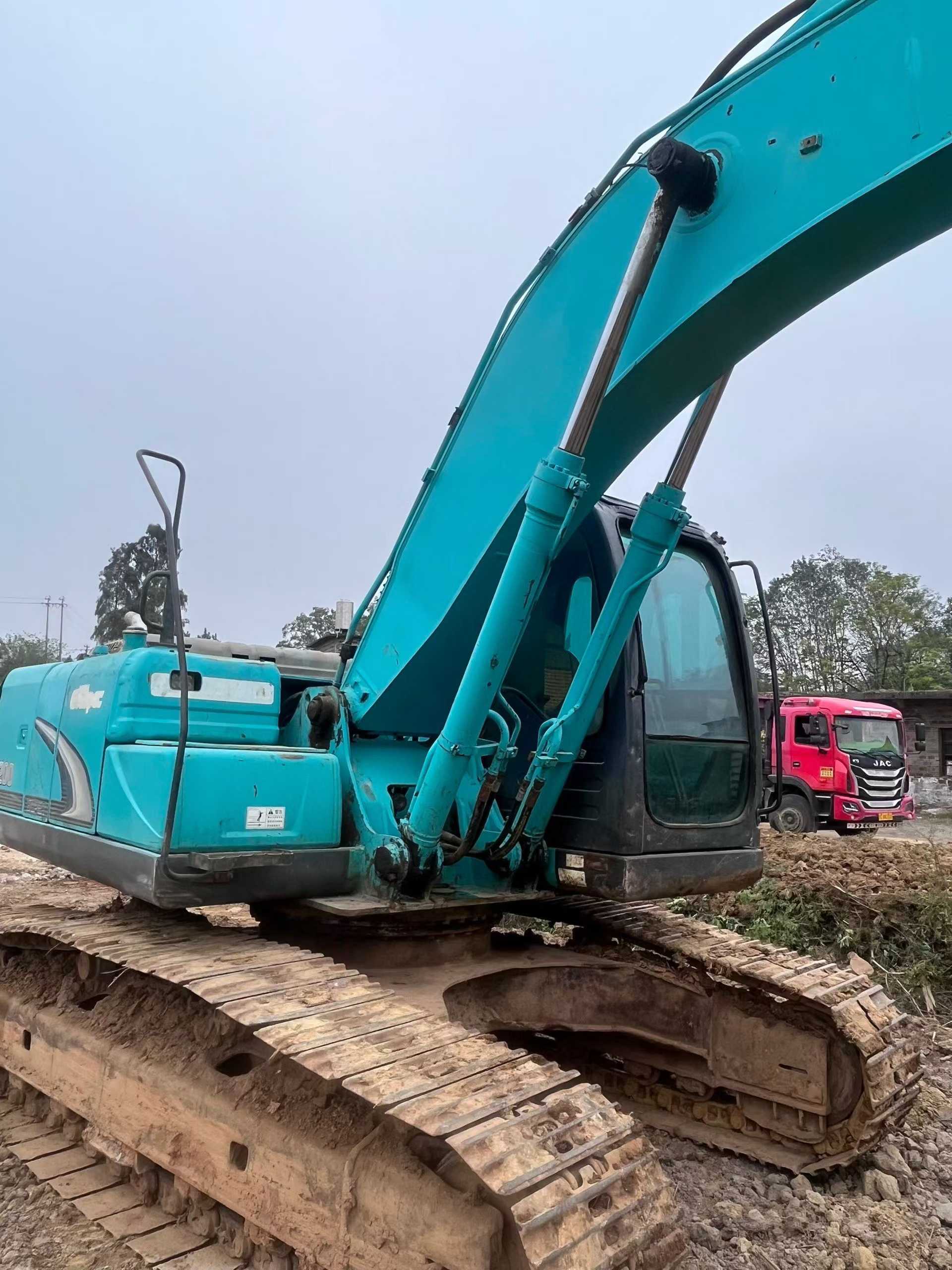 Used Kobelco SK2008 Excavator 2011 Model / 2
