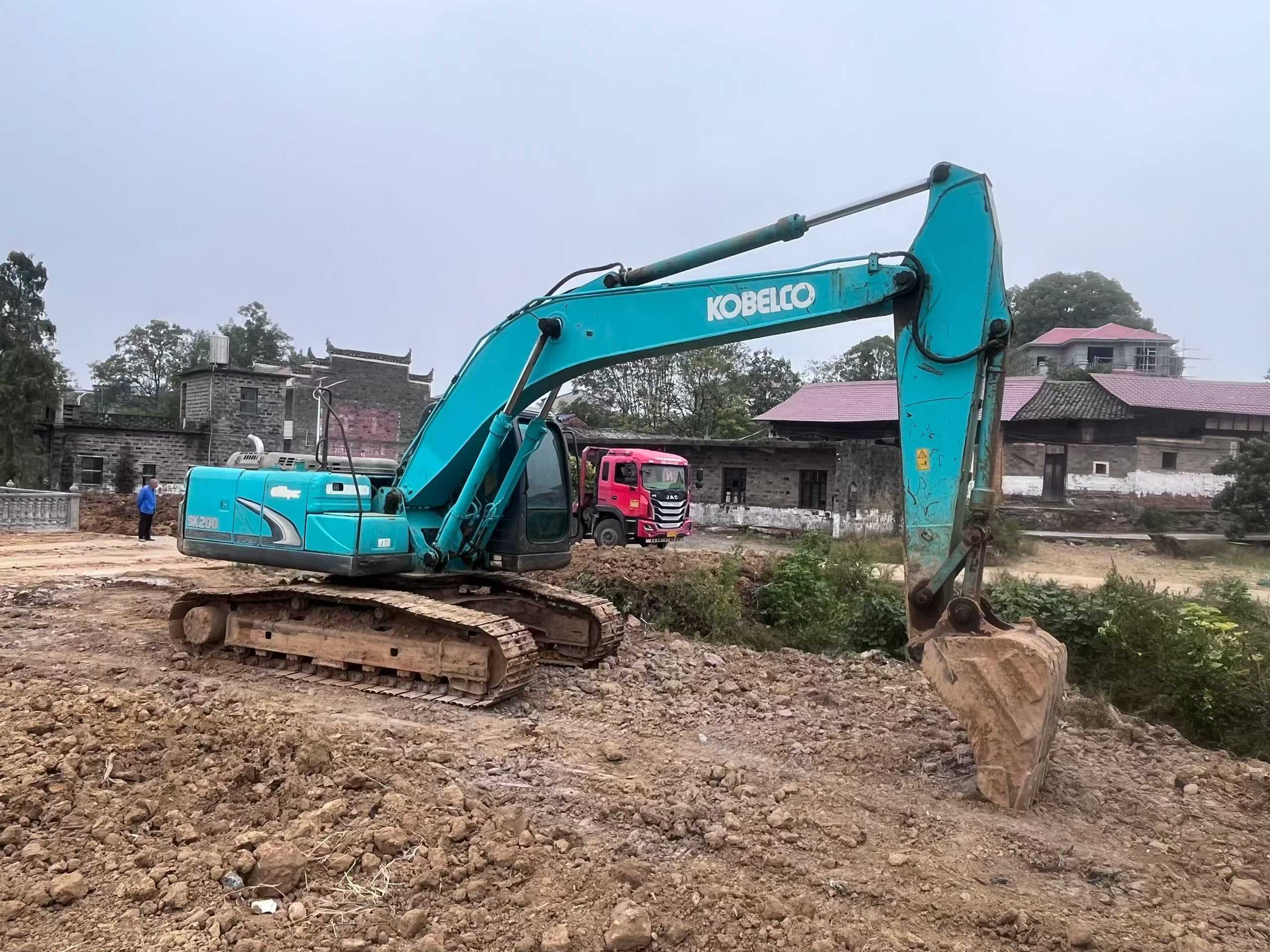 Used Kobelco SK2008 Excavator 2011 Model / 4