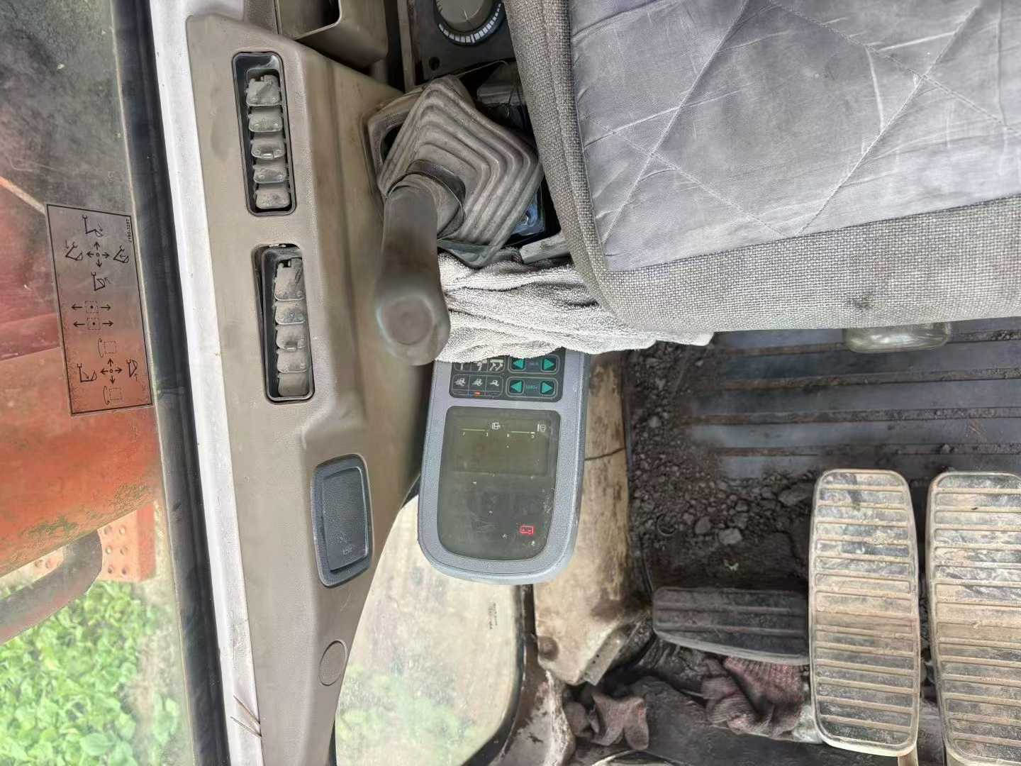 Used Doosan DH220-5 Excavator 2016 Model / 7