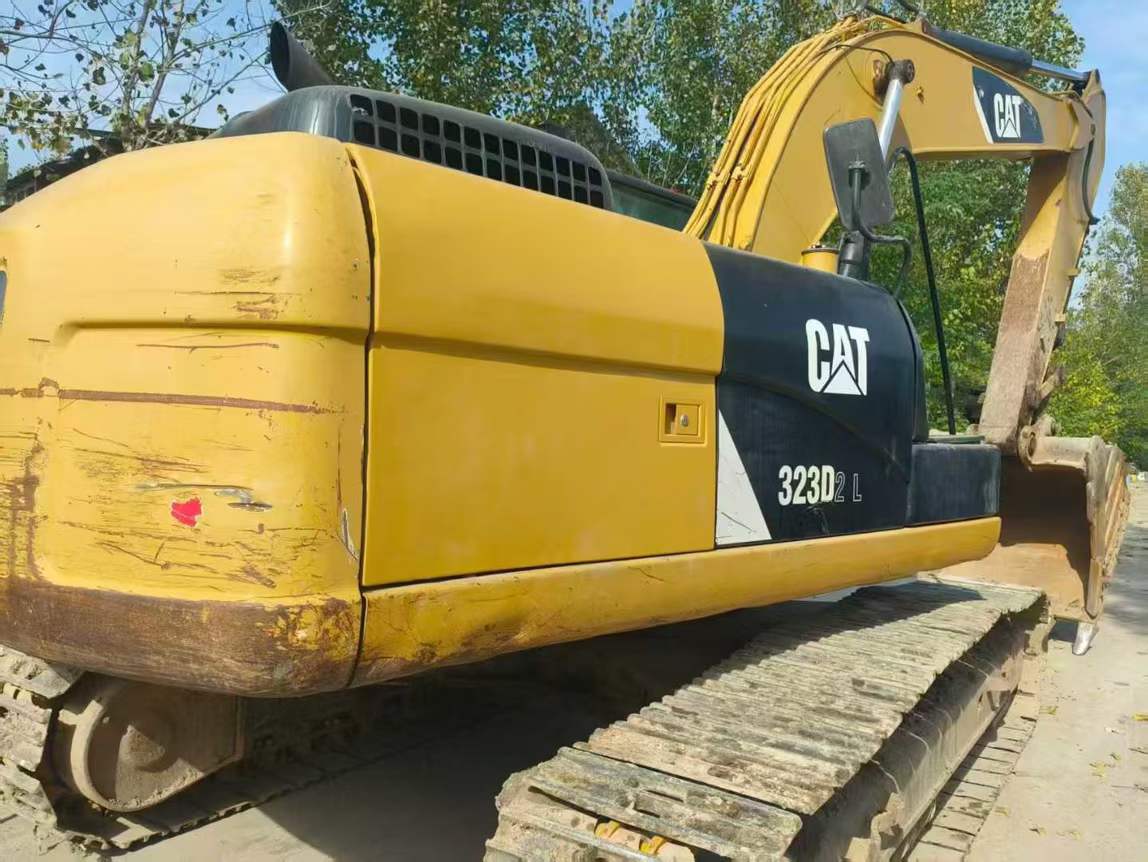 Used Caterpillar 323 Excavator 2014 Model