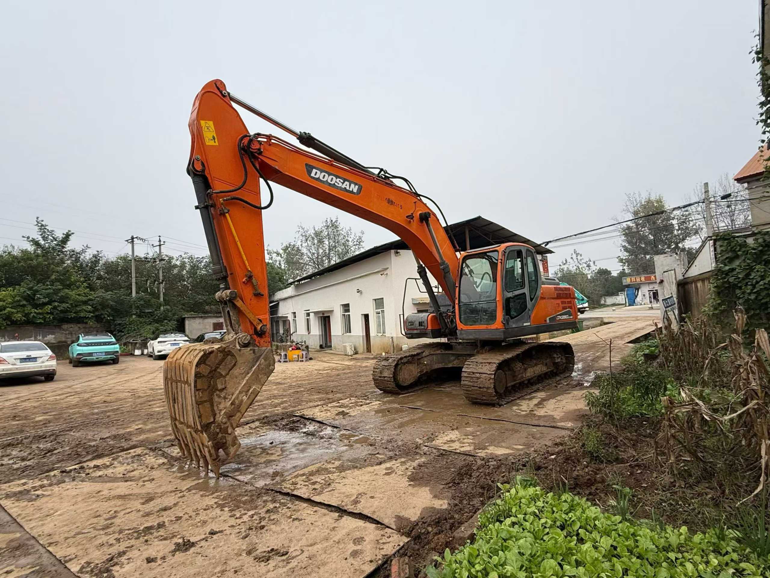 Used Doosan DX15 Excavator 2018 Model / 4
