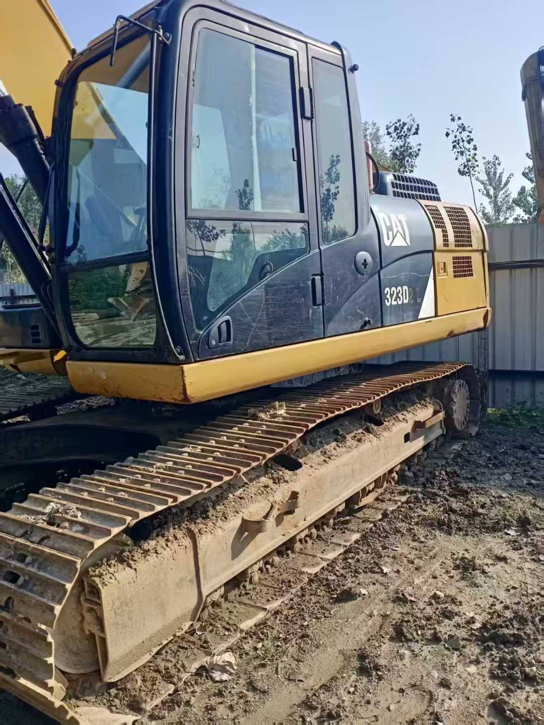 Used Caterpillar 323D2L Excavator 2014 Model