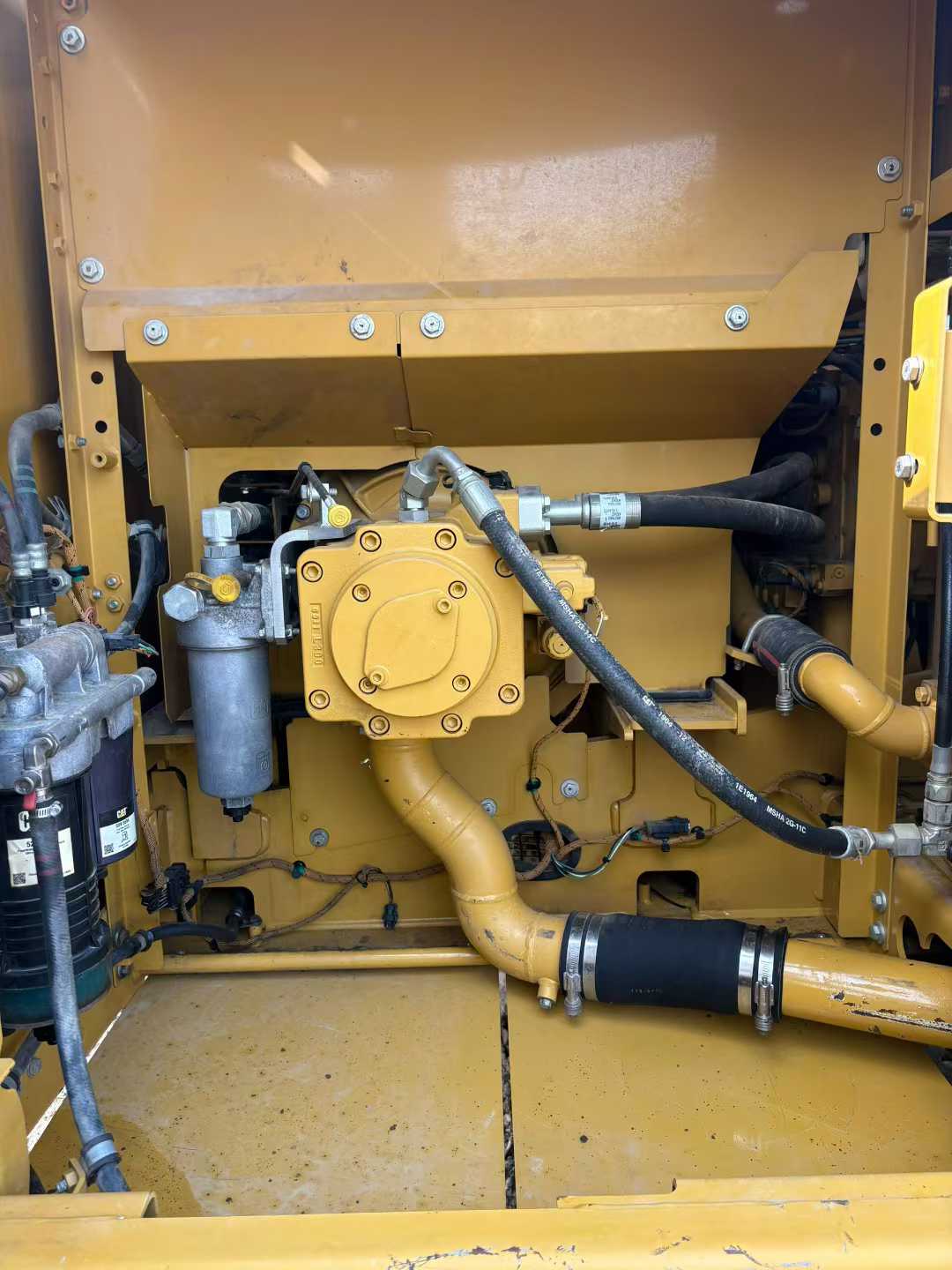 Used Caterpillar 323 Excavator 2020 Model / 6