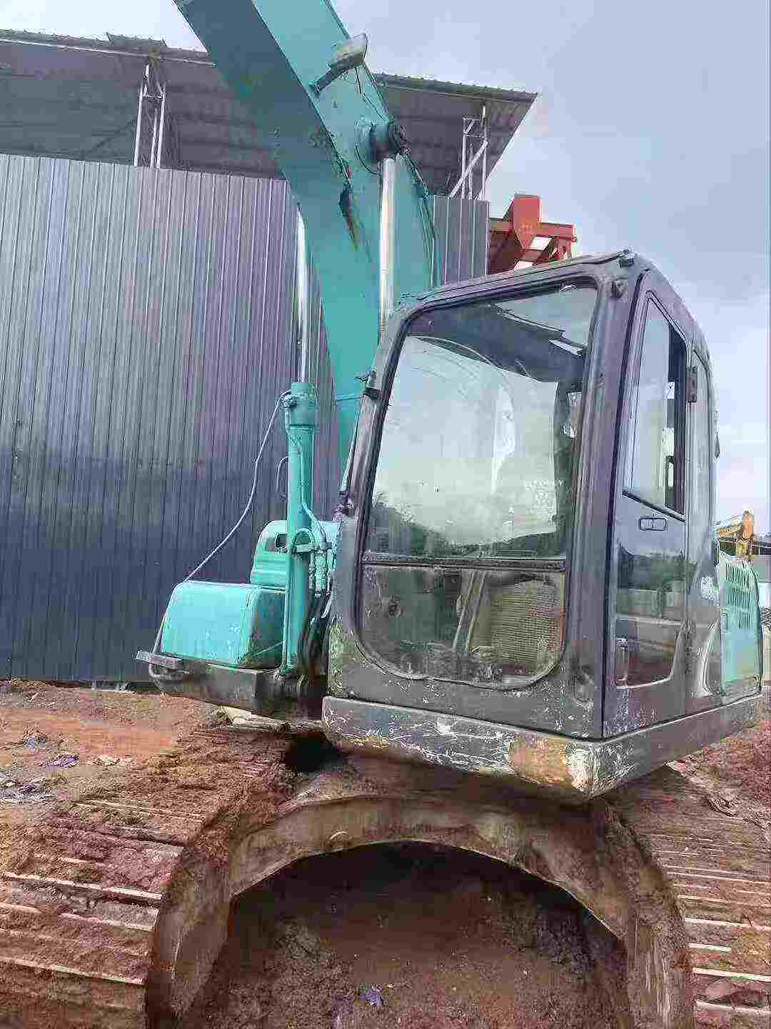 Used Kobelco SK130 Excavator 2016 Model / 4