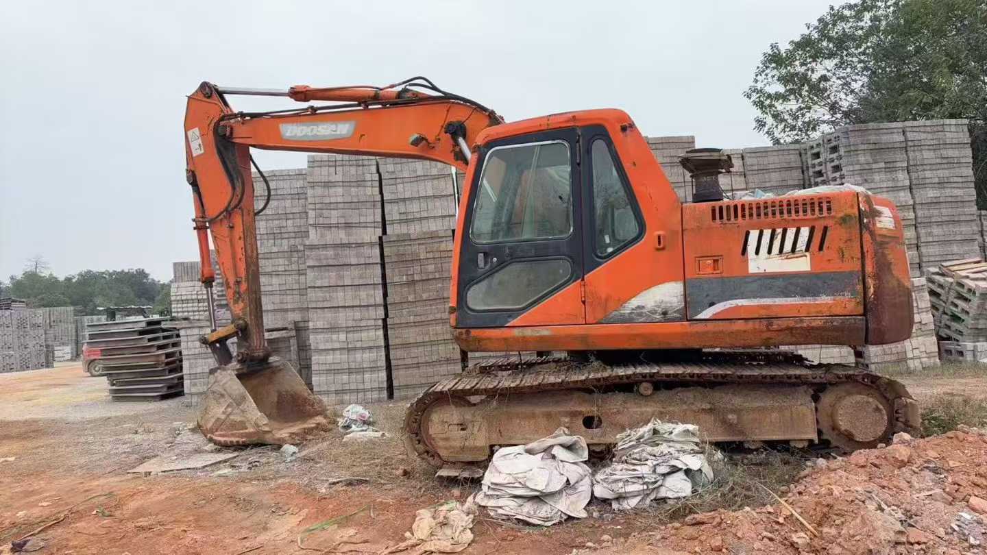 Used Doosan DX15 Excavator 2016 Model