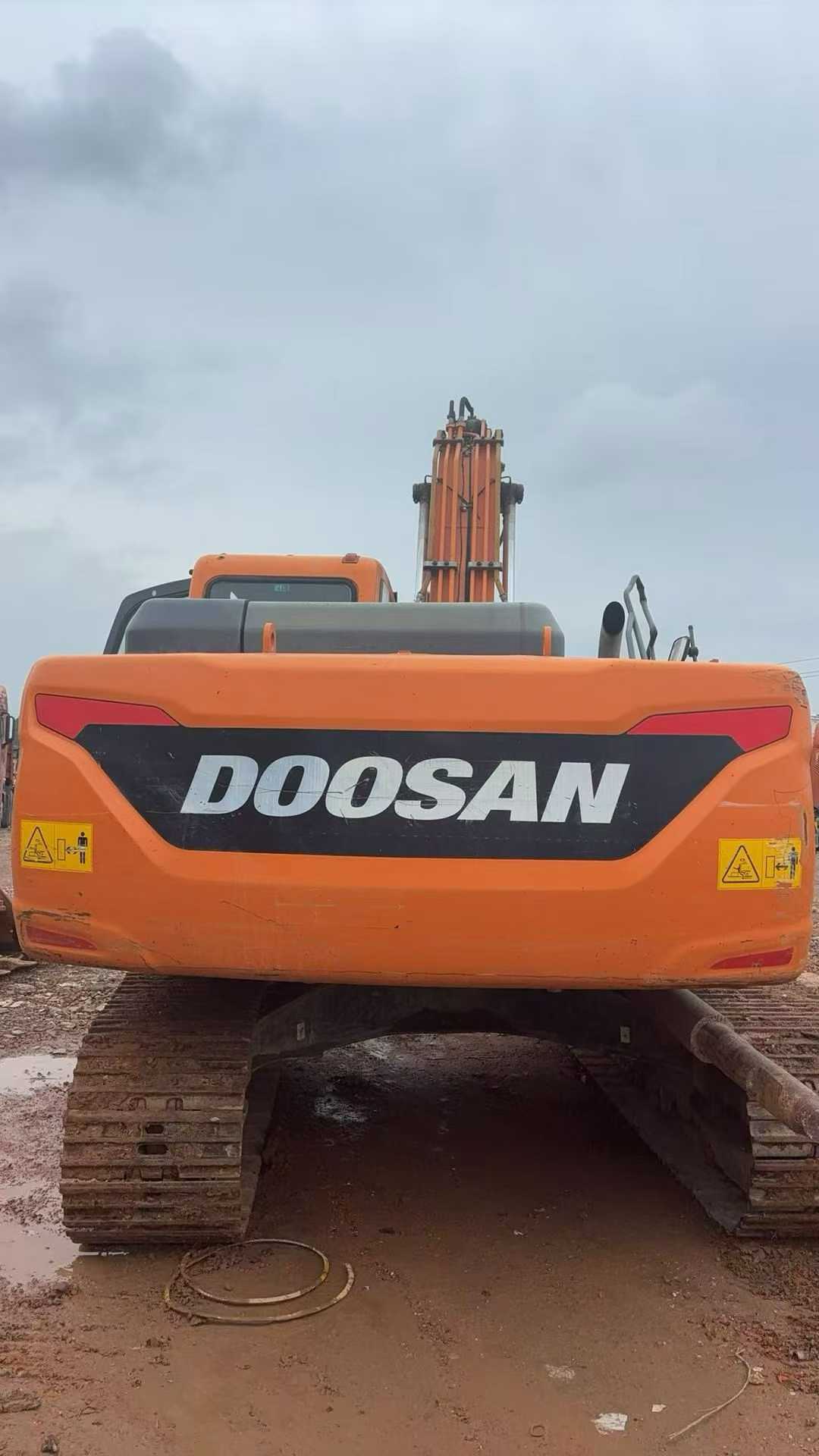 Used Doosan DL300 Excavator 2020 Model