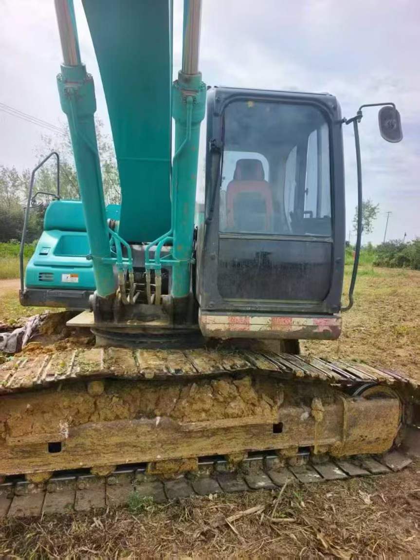 Used Kobelco SK200-10 Excavator 2020 Model / 2