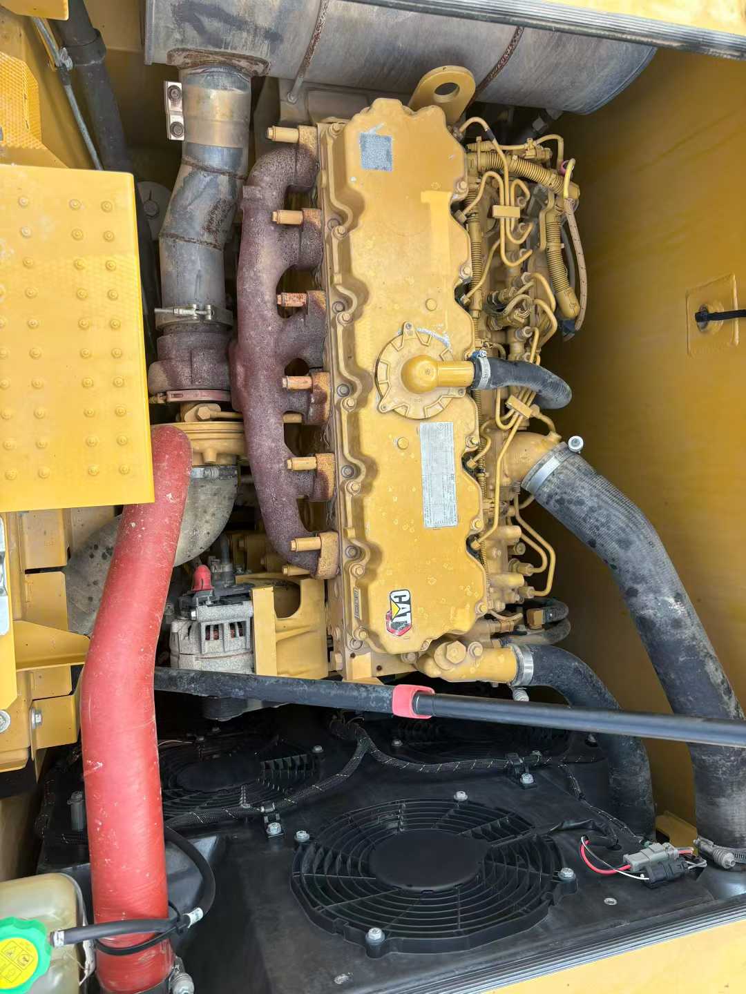 Used Caterpillar 323 Excavator 2020 Model / 8