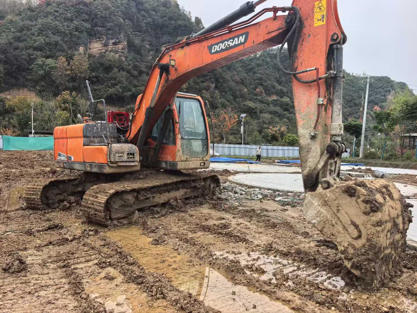 Used Doosan DX15 Excavator 2018 Model / 2