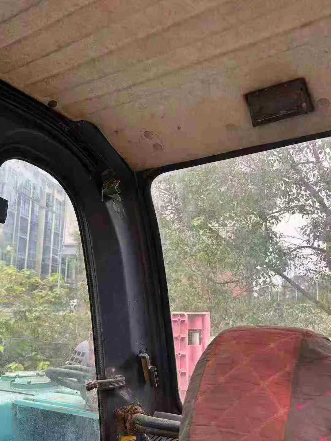 Used Kobelco SK210 Excavator 2016 Model / 6