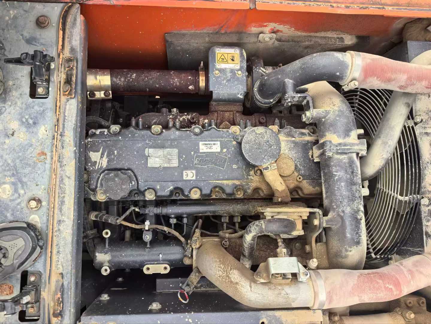 Used Doosan DX15 Excavator 2018 Model / 6