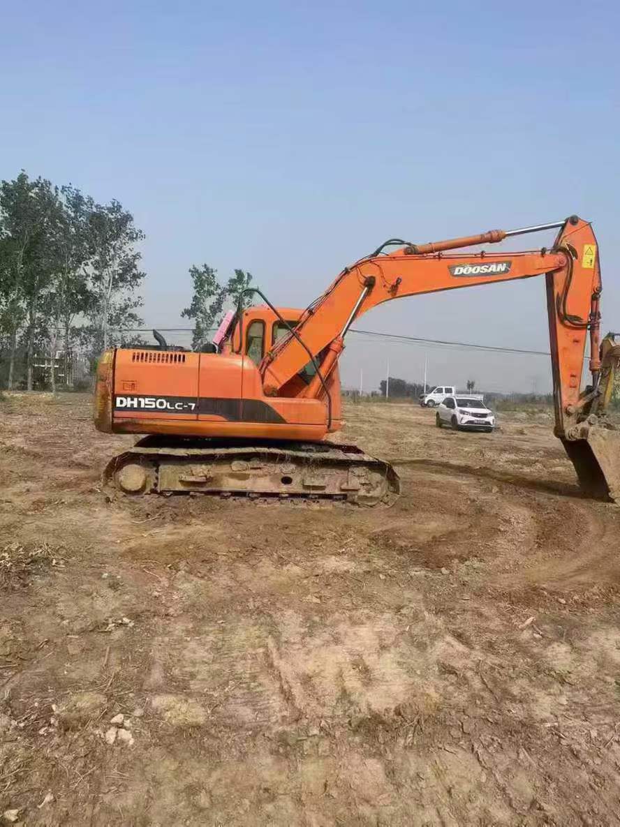 Used Doosan DX15 Excavator 2016 Model