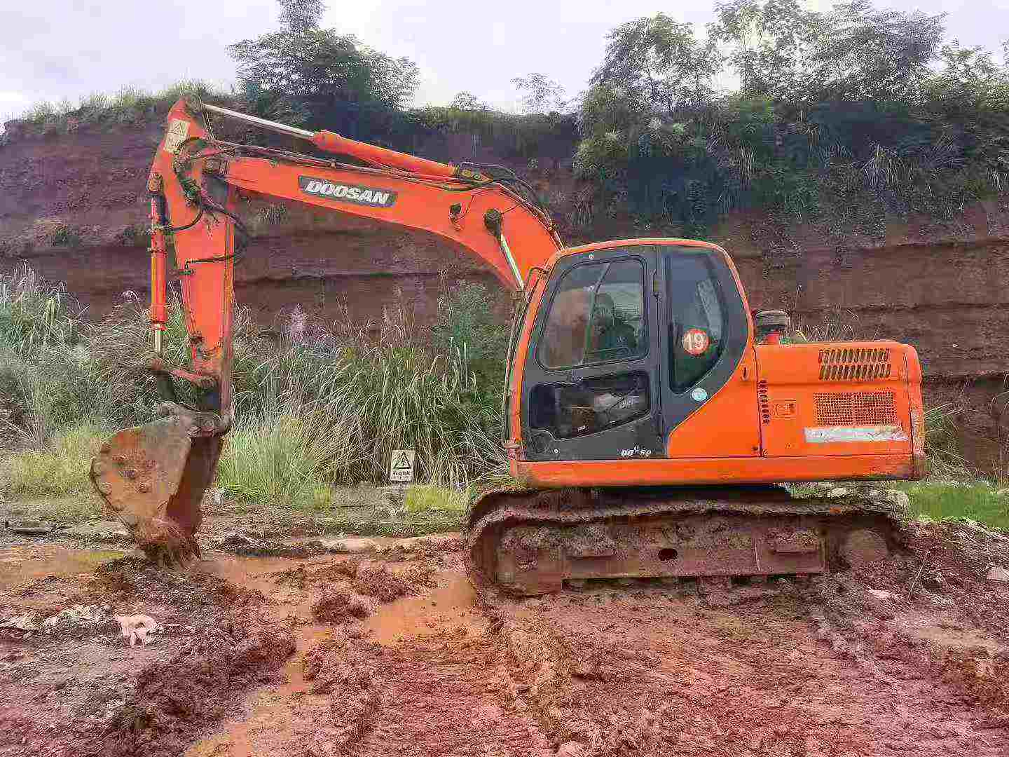 Used Doosan DX120 Excavator 2016 Model / 8