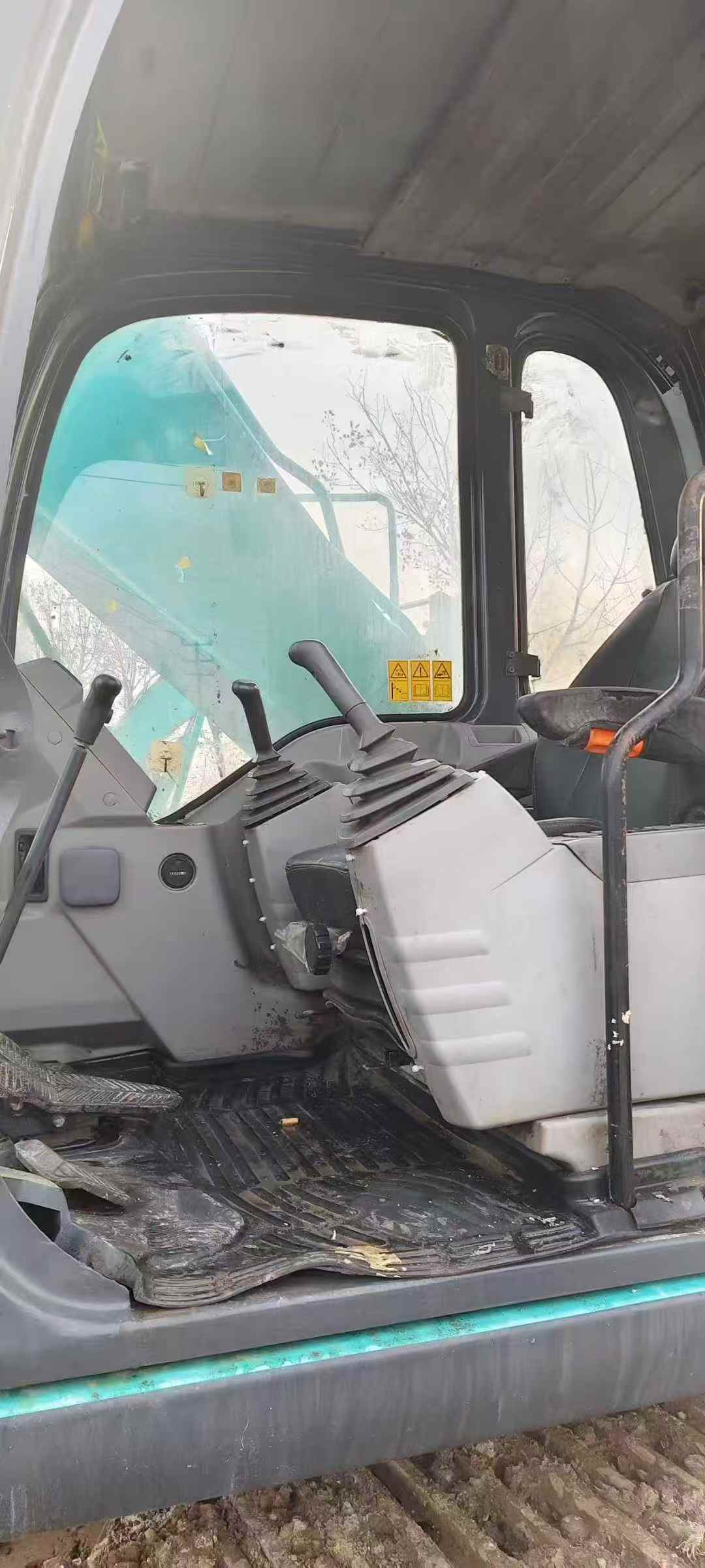 Used Kobelco SK200-10 Excavator 2016 Model / 9