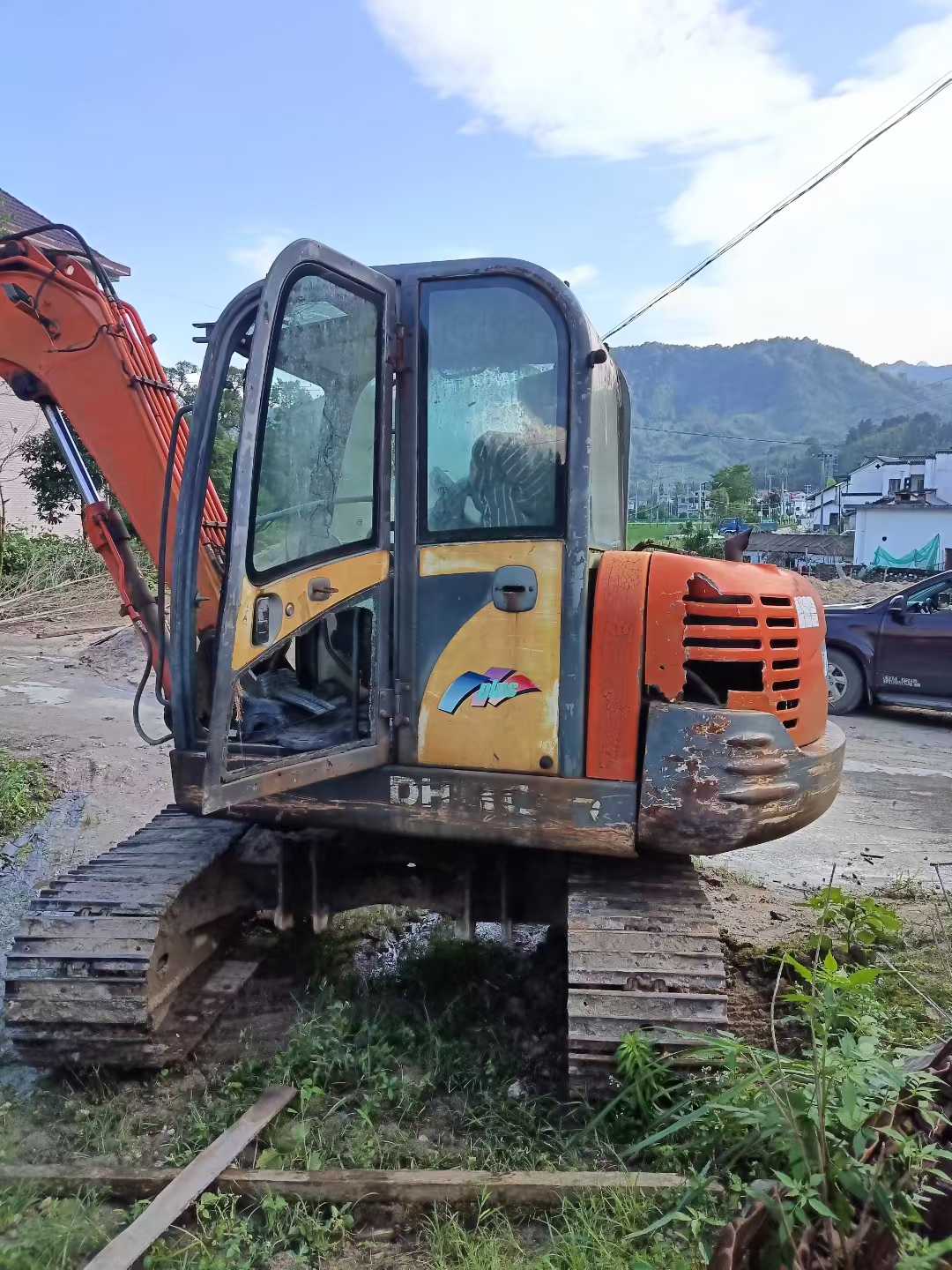 Used Doosan DX80 Excavator 2016 Model / 6