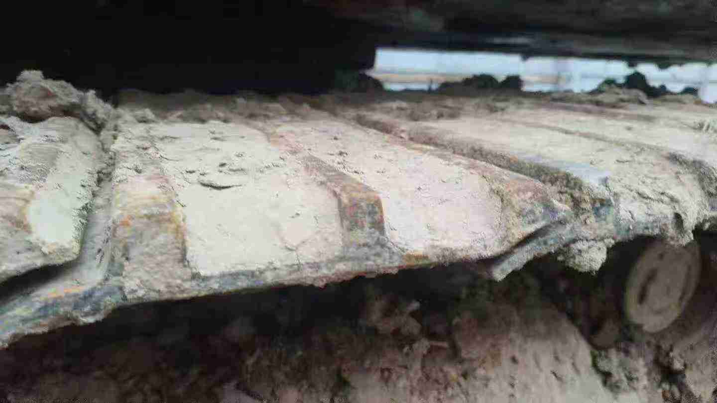 Used Kobelco SK210 Excavator 2010 Model / 4