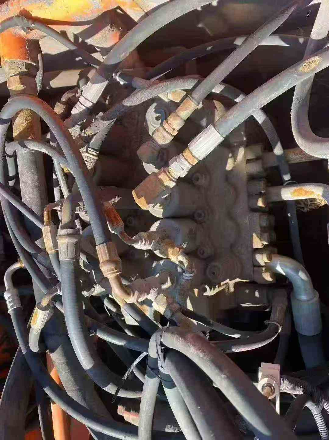 Used Doosan DX15 Excavator 2011 Model / 6