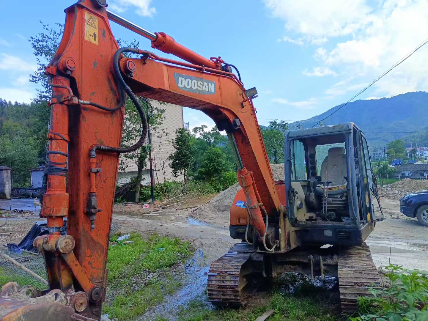 Used Doosan DX80 Excavator 2016 Model / 3